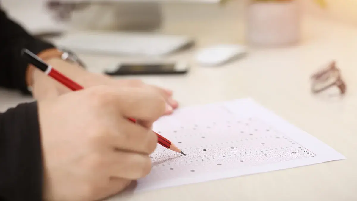 Какие минимальные баллы по ЕГЭ в 2023 году и что делать, если не набрал нужное количество