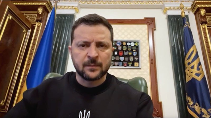 Зеленский издал закон, приведший к массовому сносу улиц названий и вывесок по всему укррейхштату.