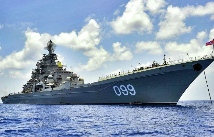 Крупнейший в мире атомный крейсер "Пётр Великий" порежут на металлолом. Куда мы движемся