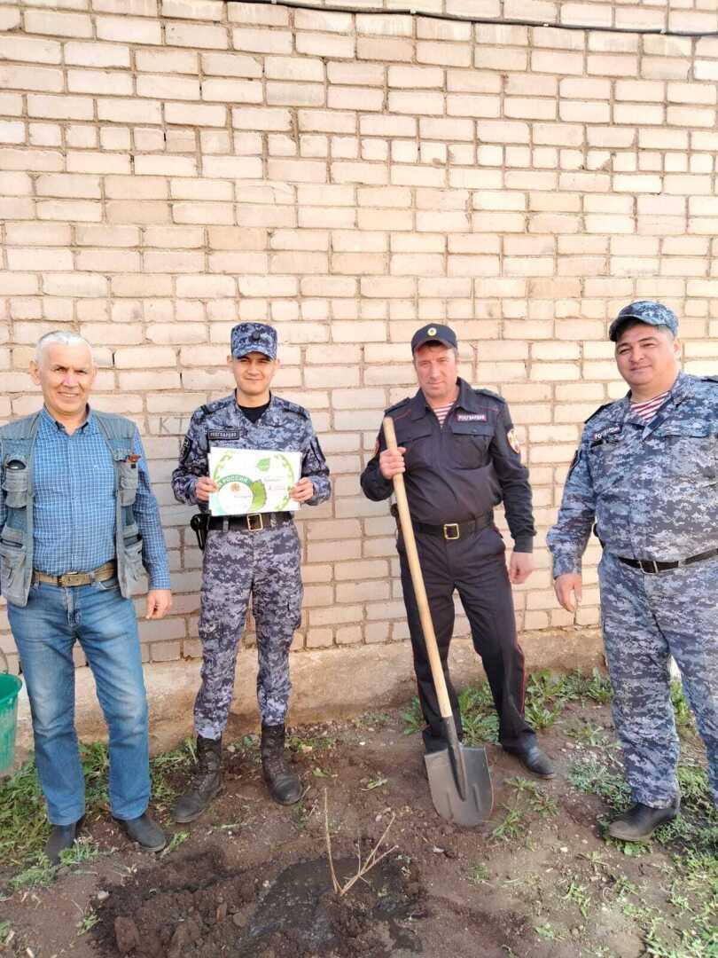 Росгвардейцы присоединились к акции «Зеленая Башкирия»
