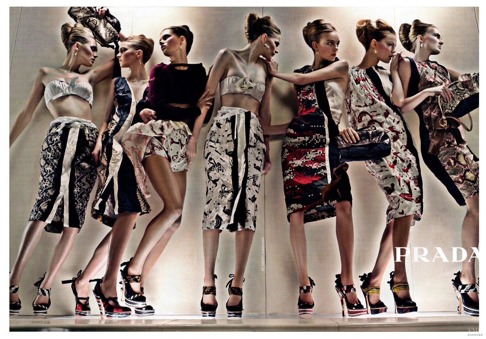 Мода и стиль: тренды сезона и как их сочетать.