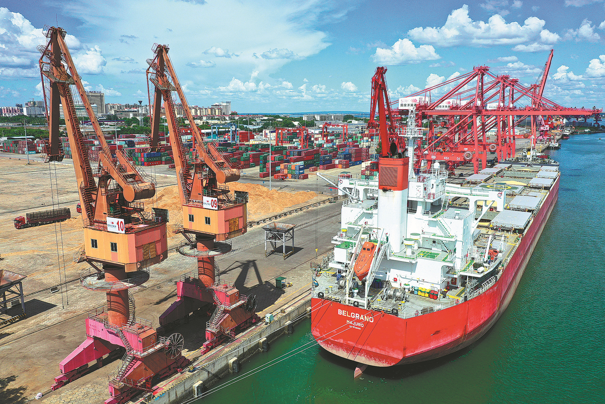 Мир отказывается от использования доллара.