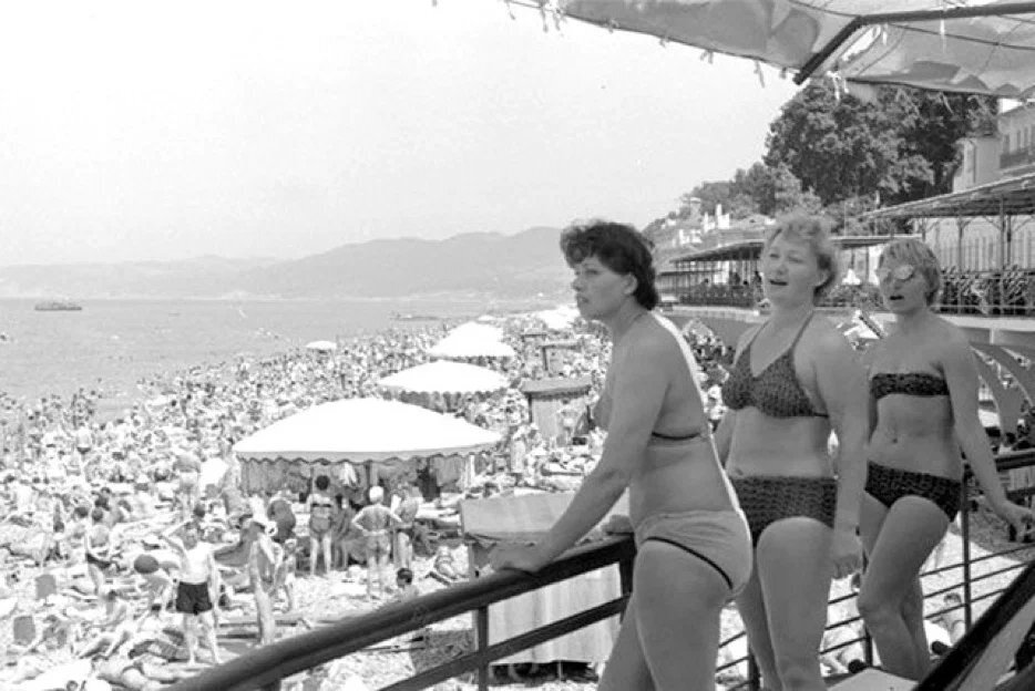 Как в Советском Союзе выглядели 40-летние женщины. Наши мамы и бабушки были настоящими красавицами! Реальные фото