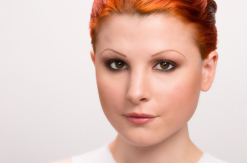 Хотите выглядеть моложаво и стильно: Избегайте этих модных тенденций.