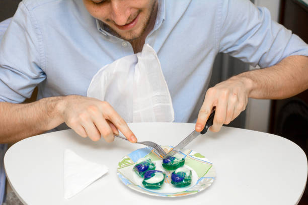 Топ-5 самых глупых поступков, которые мы совершили как общество