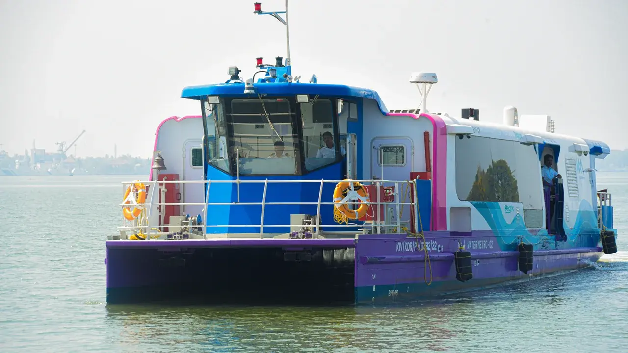 Кочи: индийский город открыл новое водное метро