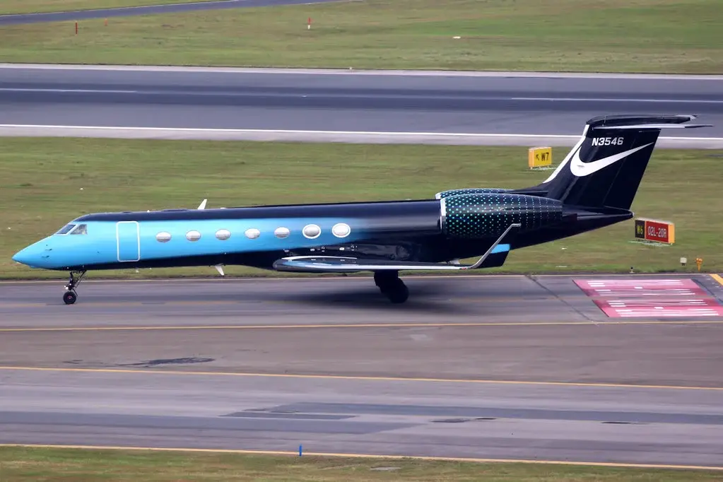 Ведущие в мире самолеты раскрашены невероятным образом