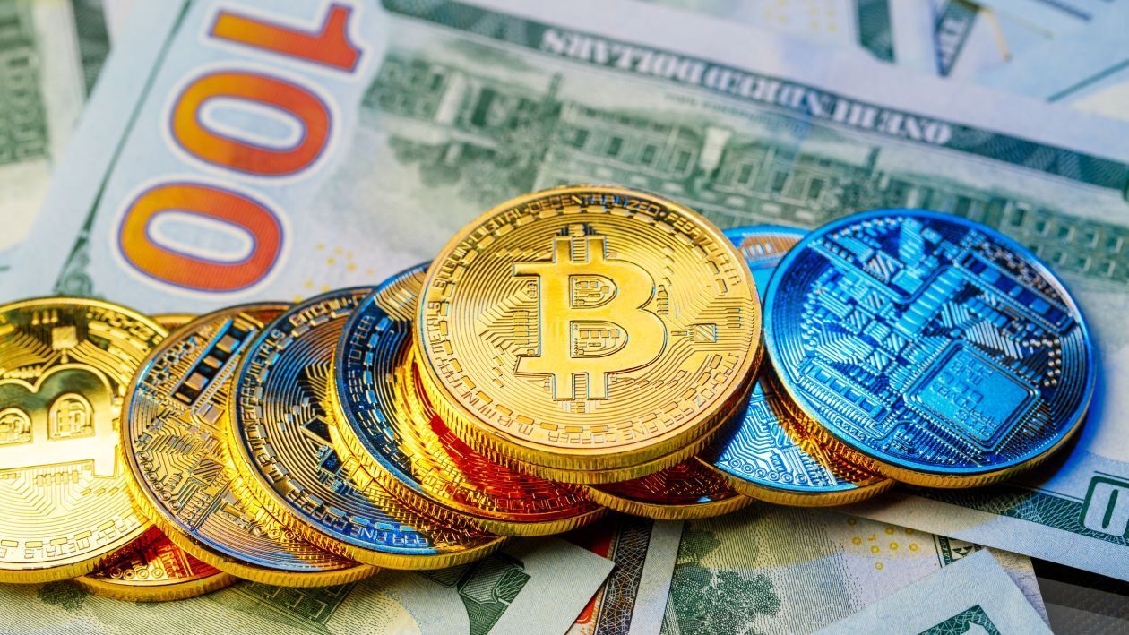 "Ожидайте триллера: Как криптовалюты превзойдут фиатные деньги в 2023 году?"