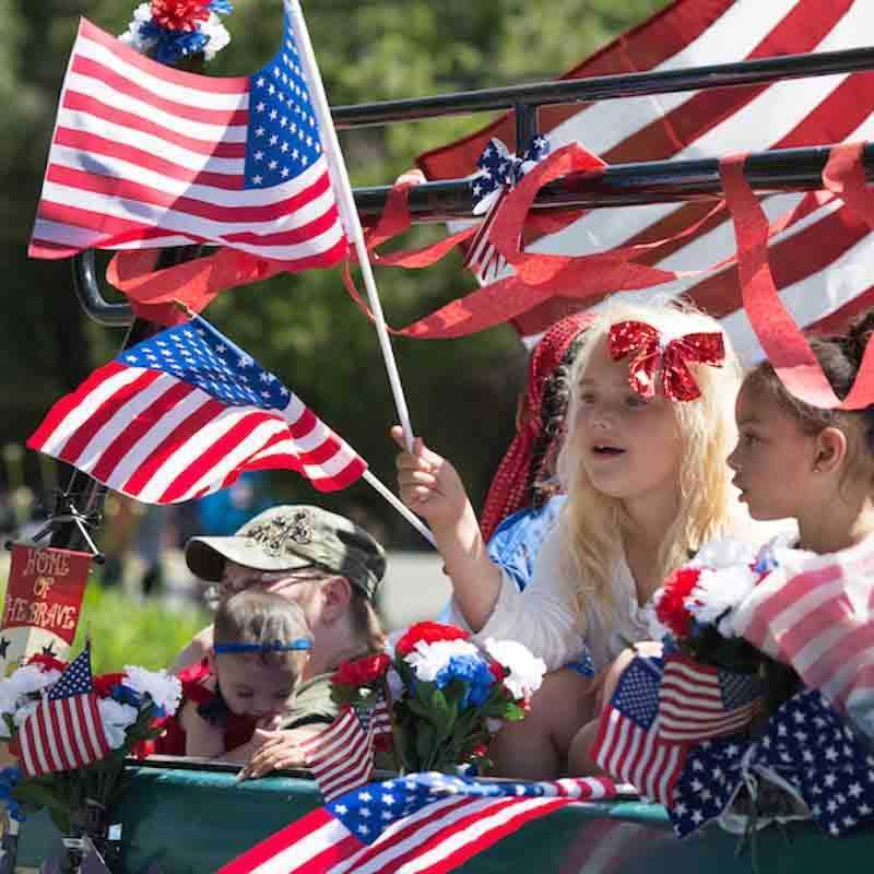 Как отмечают 1 мая в США.