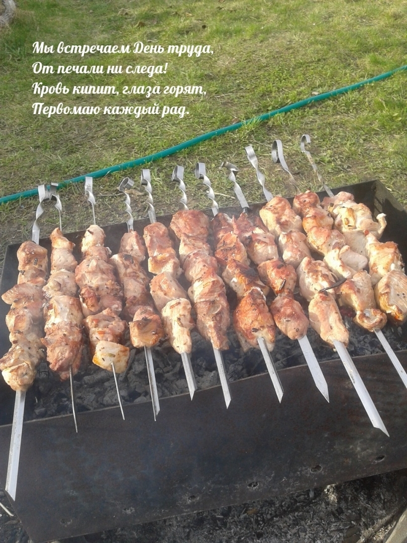 Как празднуют праздник 1 мая в разных странах Мира!