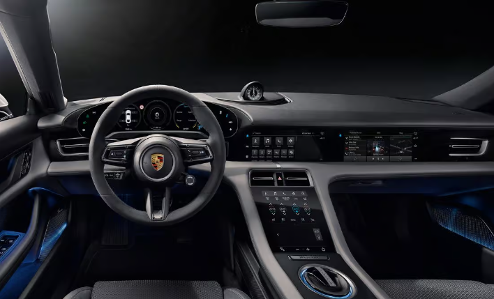 Porsche представляет Cayenne 2023 года с усовершенствованной цифровой приборной панелью