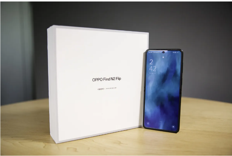 Первый складной смартфон Oppo впечатляет продуманным дизайном:Oppo Find N2 Flip