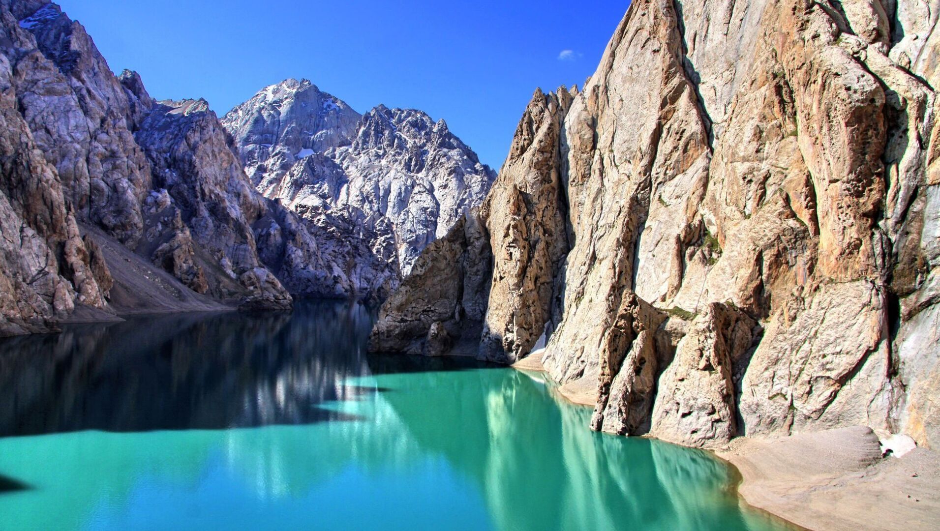 Киргизия горные озера
