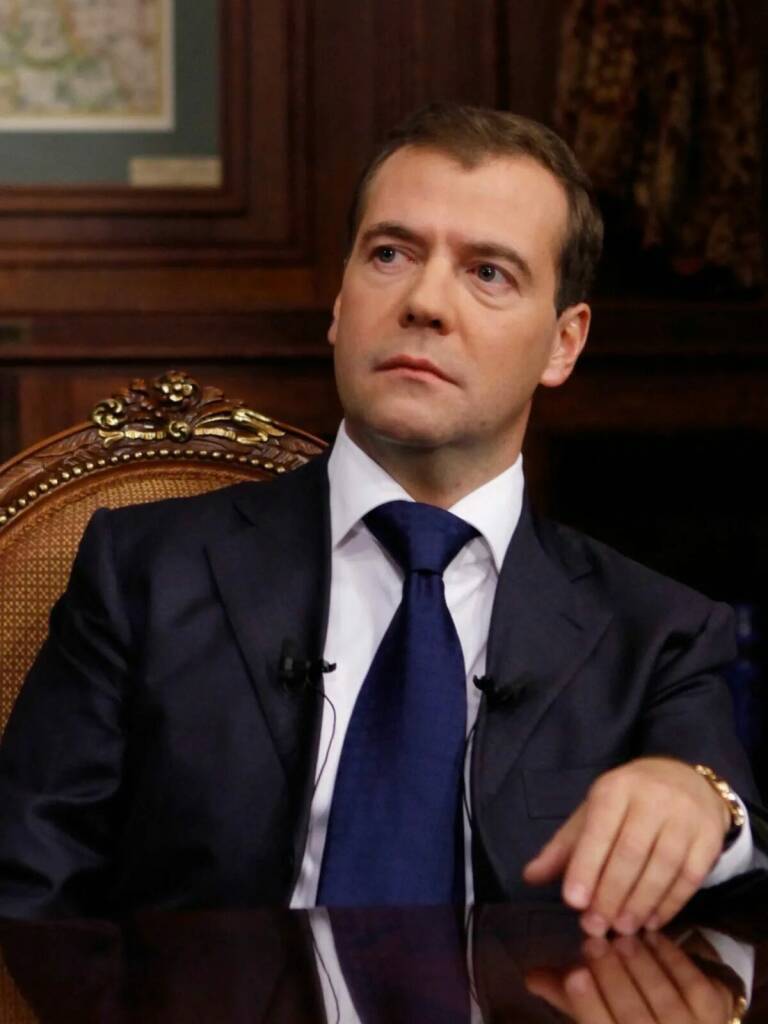 Медведев: террористы должны осознать, что с приговоренными бывают несчастные случаи.