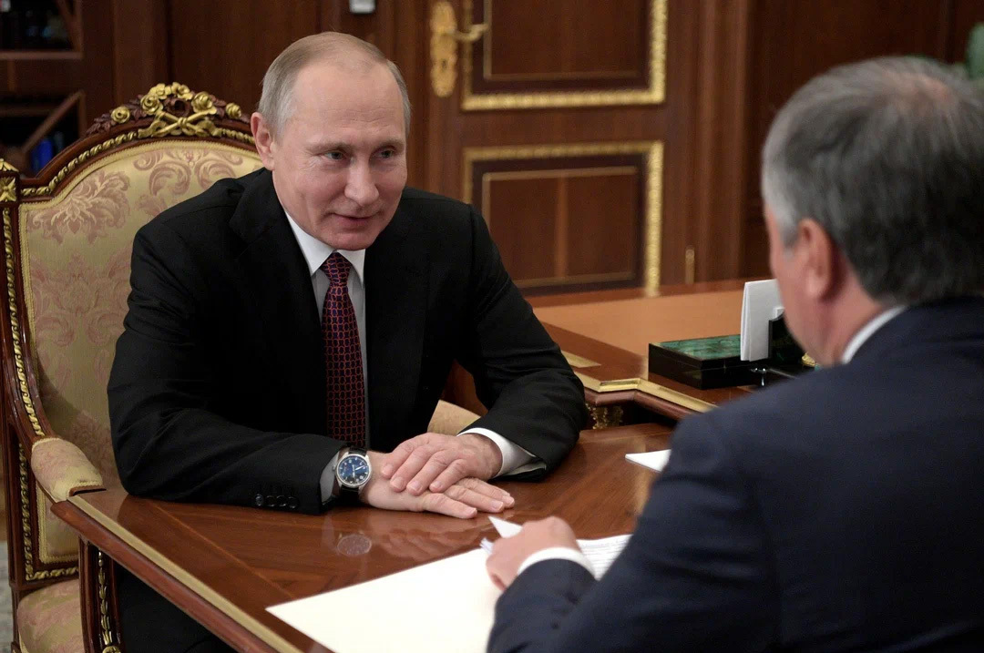 Почему В. Володин не назвал В. Путина «лидером общественного мнения»