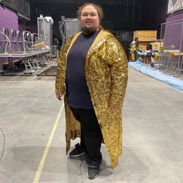 Сын Сафронова раскрыл закулисные секреты программы «Модный приговор» при Зайцеве, заявив, что он не доводил женщин до слез в отличие от Васильева.