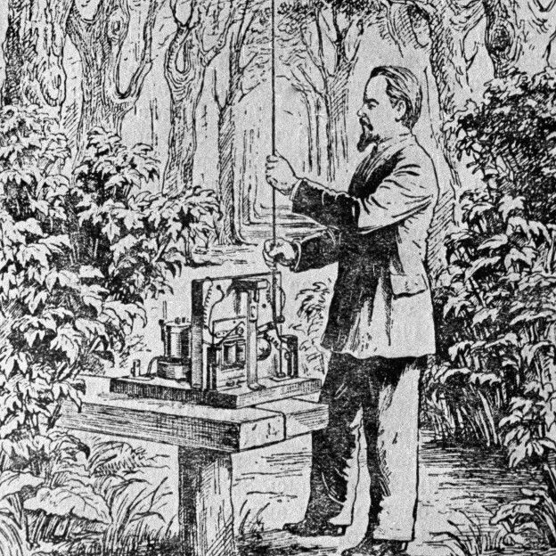 Вчера отмечали день радио. А кто его изобрел?