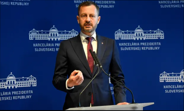 Премьер-министр Словакии уходит в отставку и заменяется временным исполнителем, поскольку политический кризис углубляется