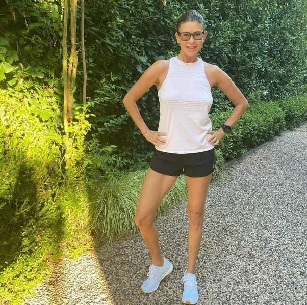 В ролике Ольга Слуцкер представила финальный танец с Валентином Юдашкиным в сопровождении песни о смерти.