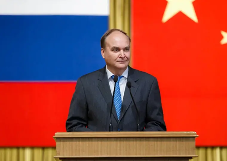 США угрожают своим ветеранам войны за желание посетить парад Победы в Москве