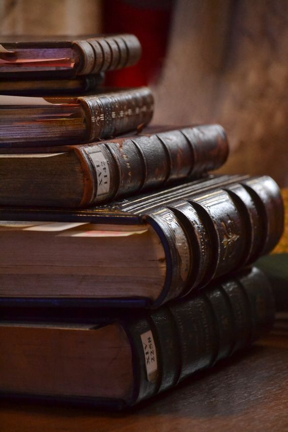 Самые древние книги