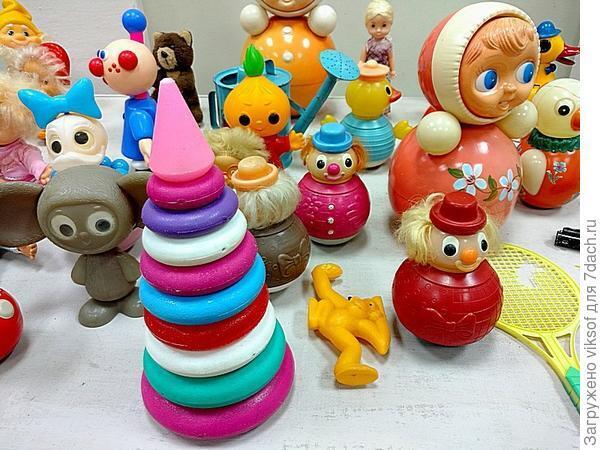 Назад в СССР: детские игрушки. Помните их? Какая была ваша самая любимая?