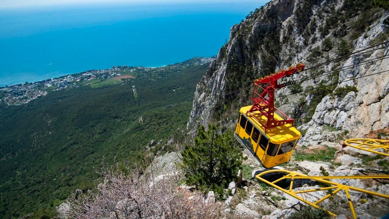 Туристы расстроятся. Почему в Крыму не будет работать канатная дорога на Ай-Петри