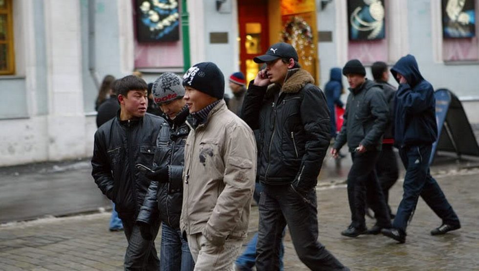 Мигранты в России скоро пойдут служить в ВС РФ