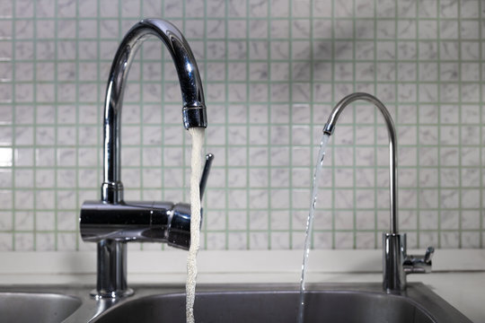 Как сэкономить на ЖКХ.