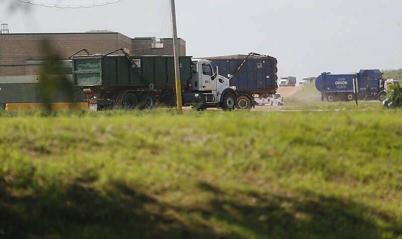 Бостонский горный округ твердых бытовых отходов намерен взимать большую плату за мусор, чтобы финансировать усилия по сокращению его сбора