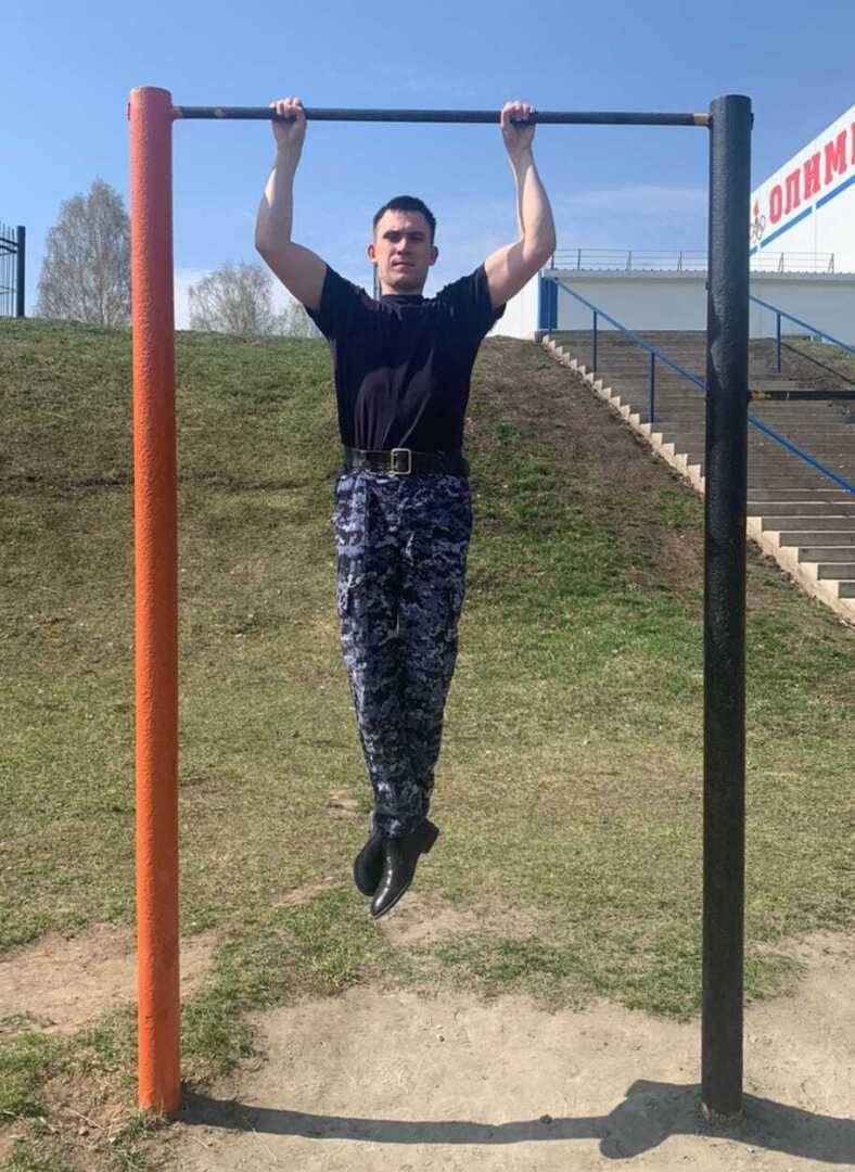 В Башкирии состоялись соревнования по троеборью среди сотрудников и ветеранов Росгвардии