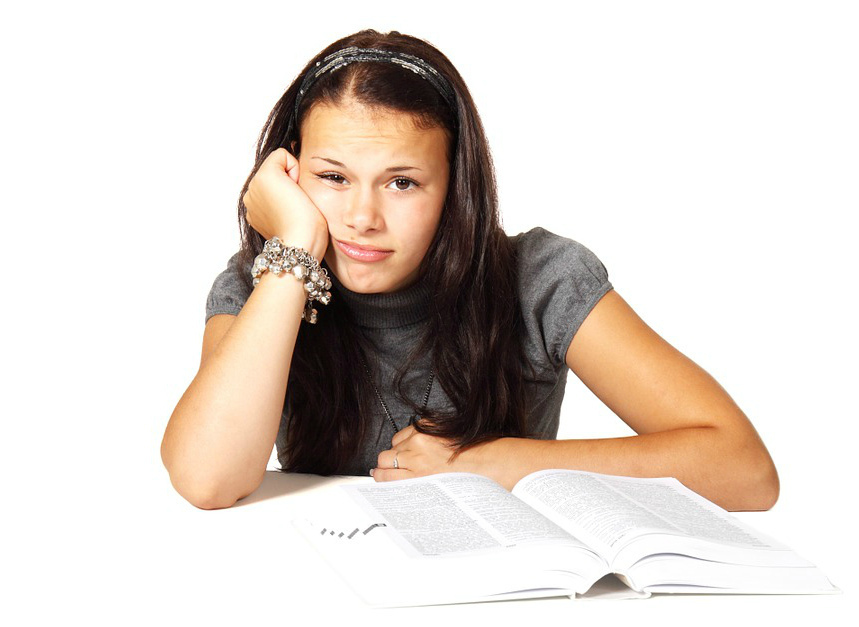 Можно ли перевестись в другой вуз, имея долги по экзаменам?