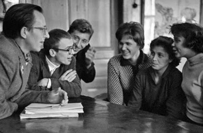 Назад в СССР: Система образования в СССР - как в Советском Союзе поступали в ВУЗы, чего боялись студенты? Нюансы советского высшего образования. Опрос