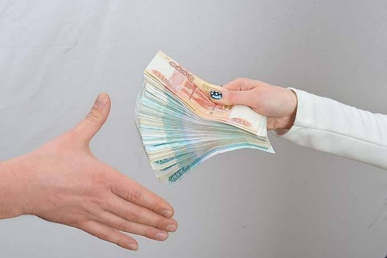 Донаты: что это такое и не аморально ли?