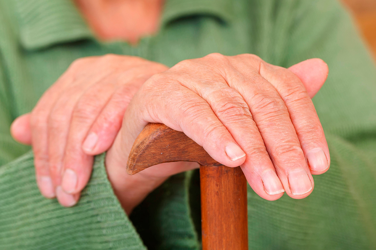 После выхода на пенсию россияне продолжают работать около 7,5 лет