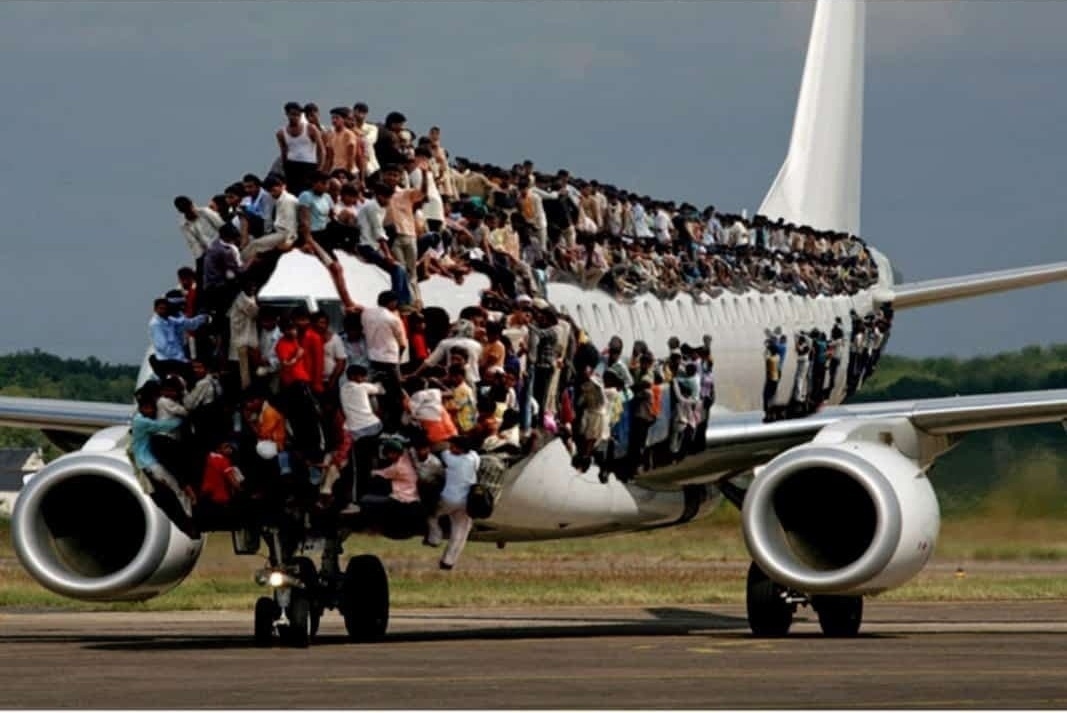 Переполненные самолеты начинаются