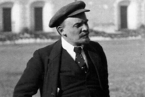 Почему не хоронятЛенина .