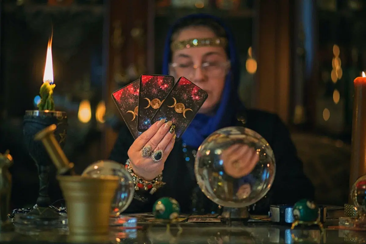 Как именно экстрасенсы могут помочь государству?