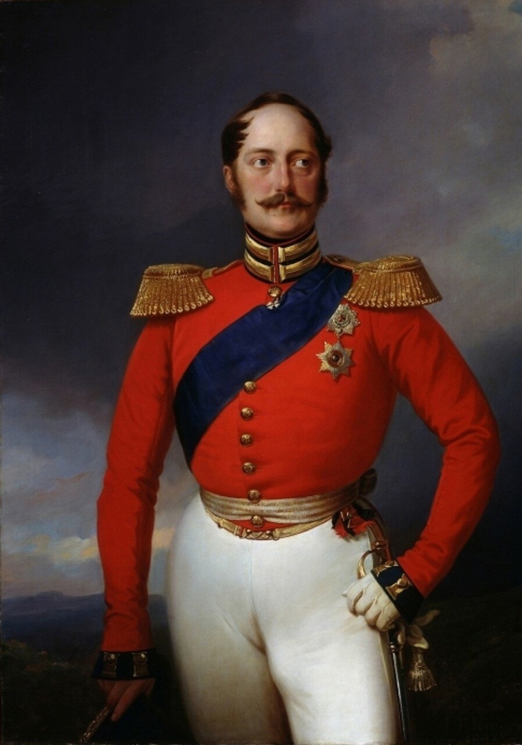 "От древних царств к современной державе: Динамичная история России"