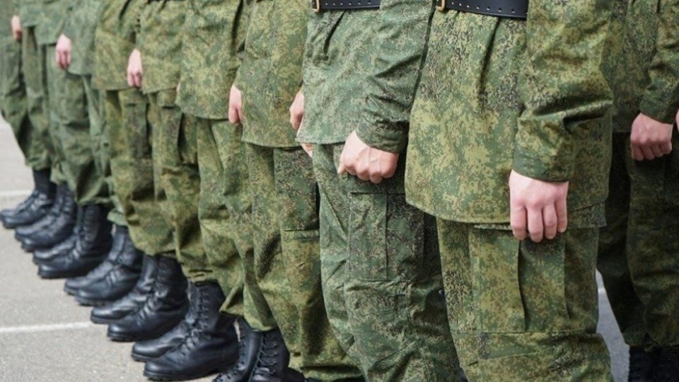 Провести в России всеобщую мобилизацию,Еще нужно 200 тысяч человек. Как Вы относитесь к такой идее ?