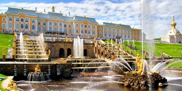 Уникальные места России. Петергоф, Санкт-Петербург.