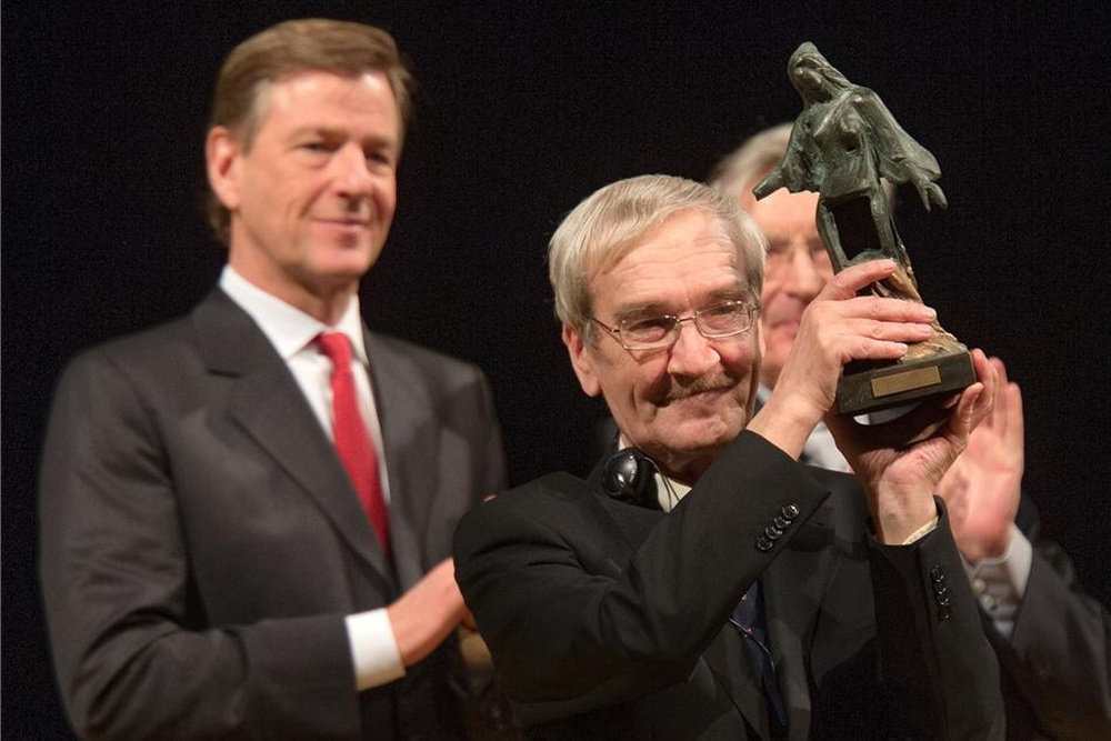 Советский Союз. Эмоциональная устойчивость офицера как фактор формирования психологической готовности к принятию важных стратегических решений.