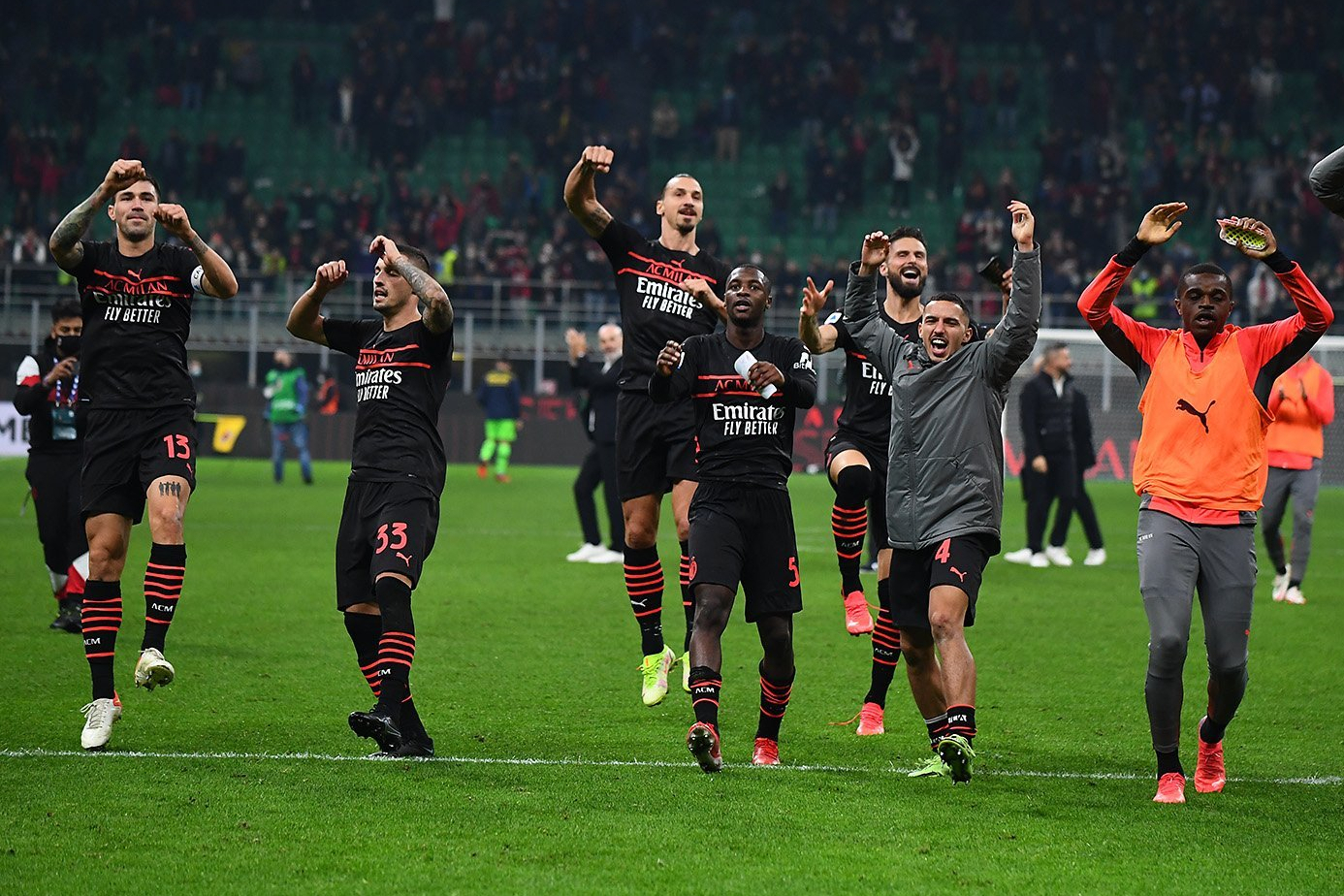 «Милан» в третий раз подряд пробился в Лигу чемпионов по итогам сезона Серии А.