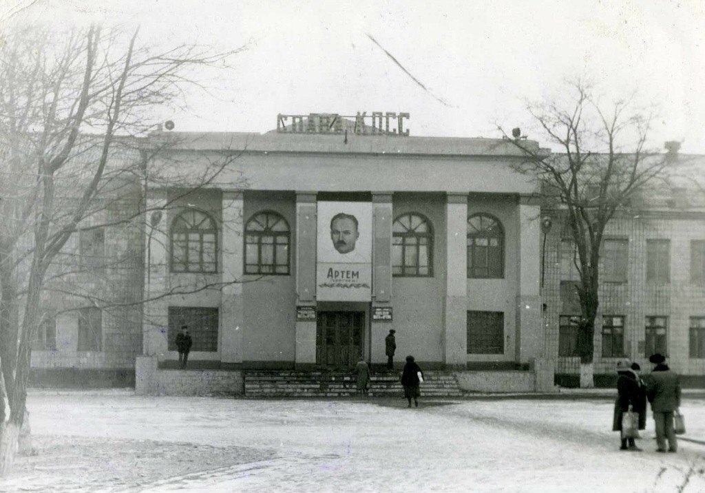 ZVезд✭💞. Предложение В.В. Путину переименовать Бахмут - Артёмовск в Пригожинск. Хотя у меня есть своё, особое предложение.