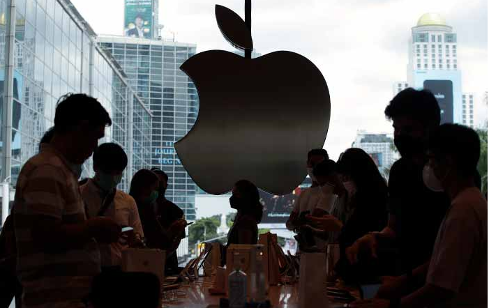 Айфоны с шпионским ПО