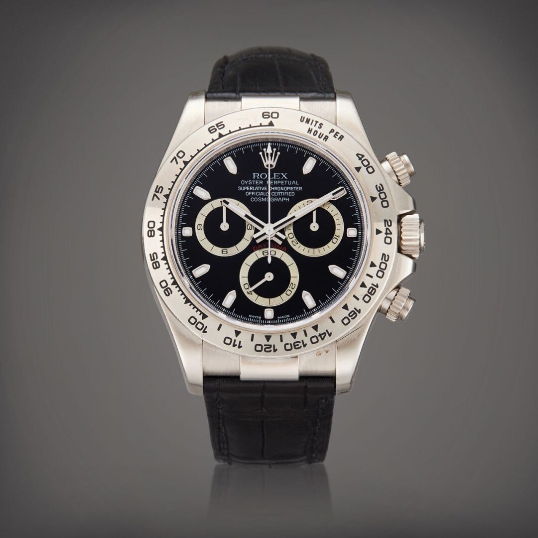 Часы Rolex, гоночные костюмы и причудливая скамейка из жестяной свиньи. Вещи Пола Ньюмана поступили в продажу