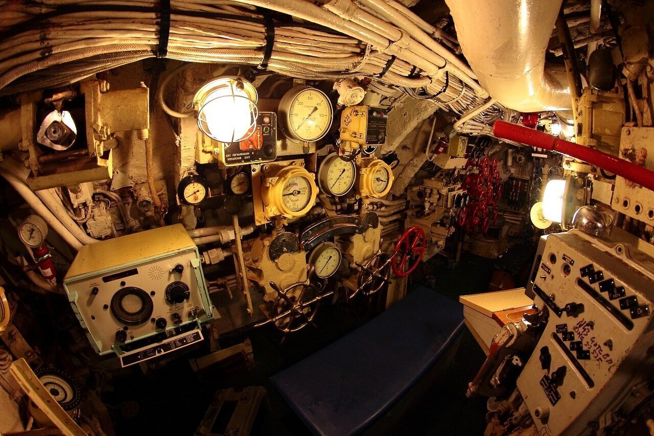 Какими продуктами запасаются моряки во время автономного плавания на подводной лодке