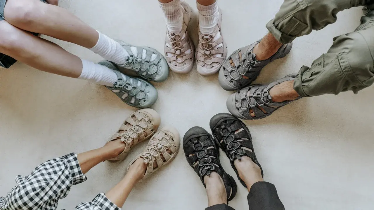 Почему один популярный обувной бренд снижает цены в условиях инфляции