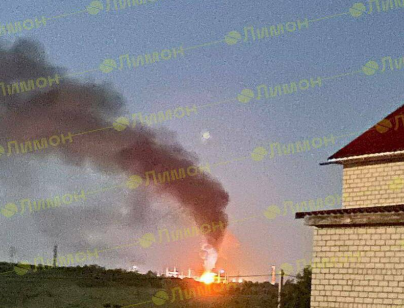 Белгородский энергообъект на границе с Россией подвергся нападению и загорелся, чиновник уверяет, что все в порядке