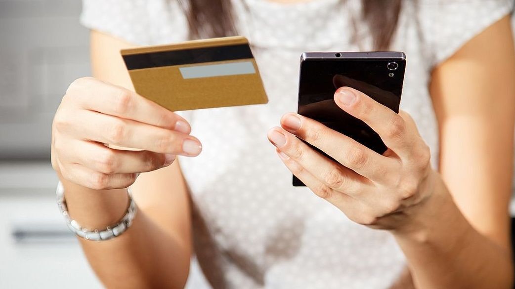 Кредит vs кредитная карта: главные отличия